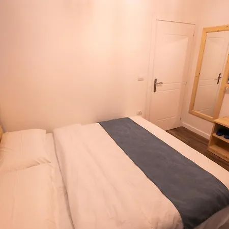 Sidi 2* Τίρανα