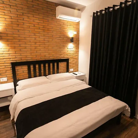 Sidi Hotel Tirana